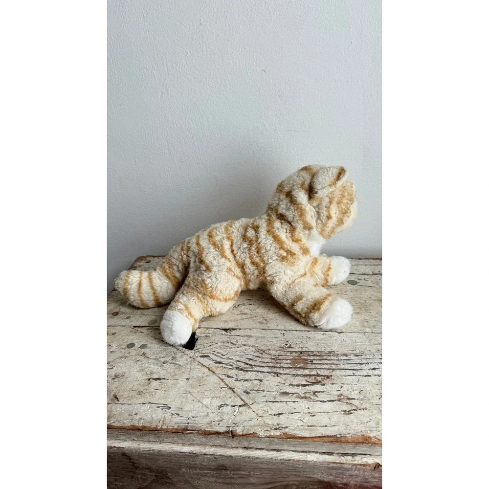 Douglas cuddle toy